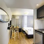 Adagio Access La Defense Hotel apartamentowy