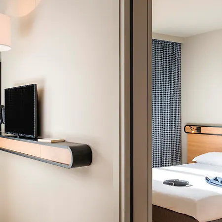 Adagio Access La Defense Puteaux