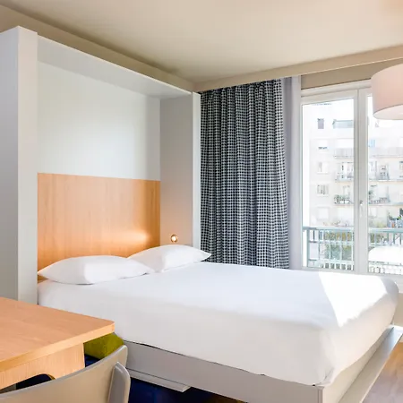 Ξενοδοχείο με διαμερίσματα Adagio Access La Defense 3*