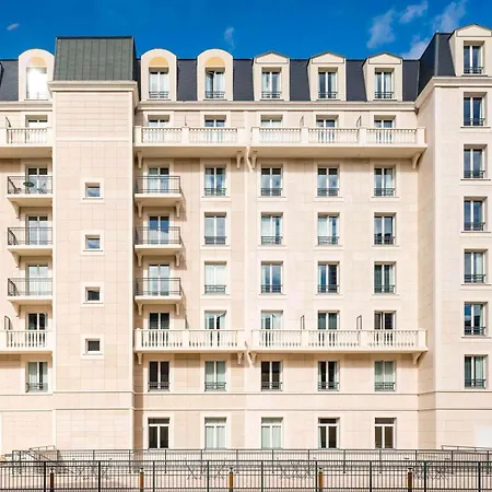 Adagio Access La Defense Ξενοδοχείο με διαμερίσματα