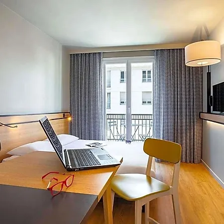 Adagio Access La Defense