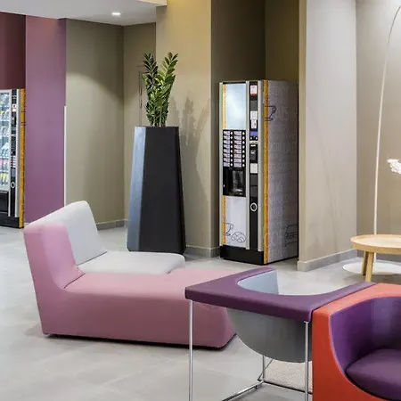 Adagio Access La Defense 3*