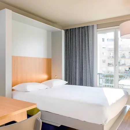 Апарт-отель Adagio Access La Defense 3*